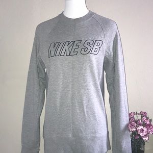 Nike SB men’s sweat shirt sweater size xs NWT